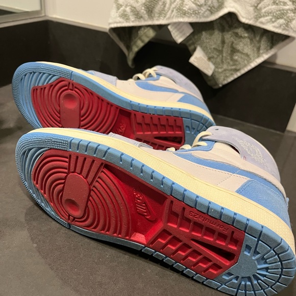 Nike Air Jordan 1 Zoom - Picture 5 of 6